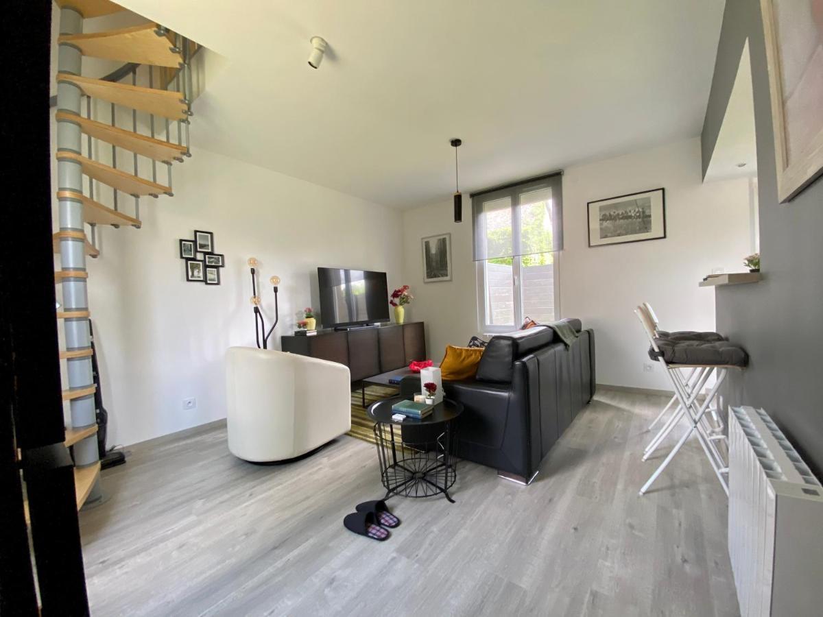 Jiwe Villa Chilleurs-aux-Bois Dış mekan fotoğraf